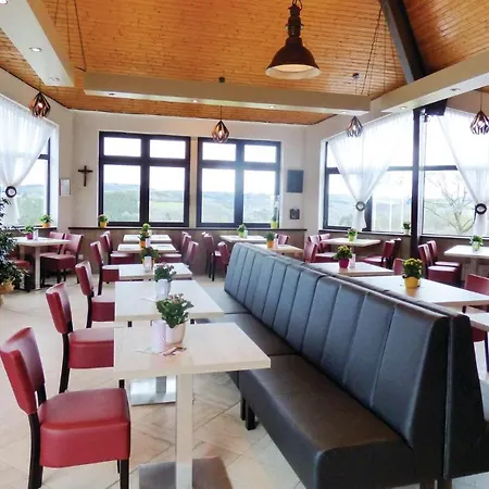 Vakantiehuis 2 Bedroom Cozy In Gerolstein