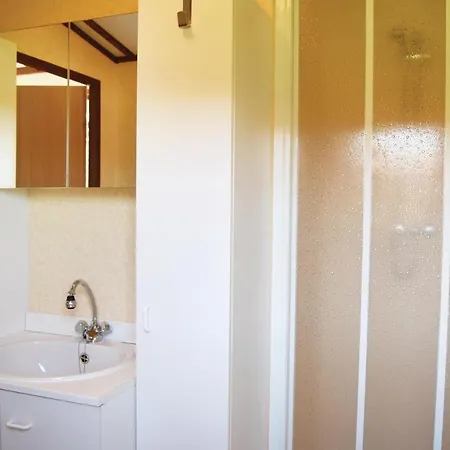 Дом отдыха 2 Bedroom Cozy In