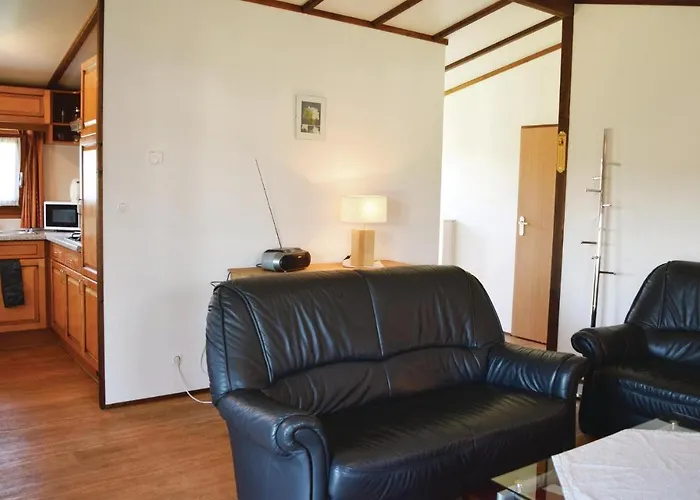 2 Bedroom Cozy In Vakantiehuis Gerolstein